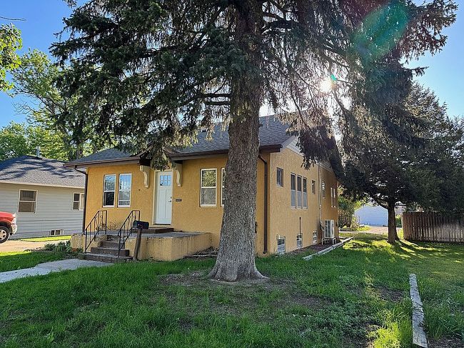 Photo of 2405 Avenue A, Scottsbluff, NE