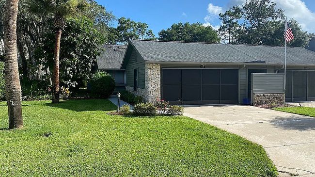 Photo of 166 Deer Lake Cir