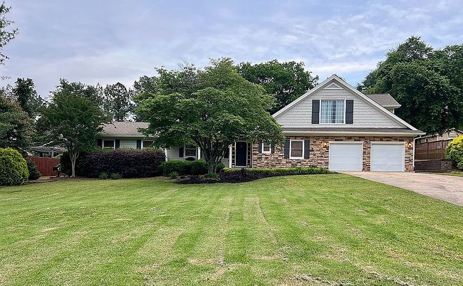 Image of 6 Alpine Dr