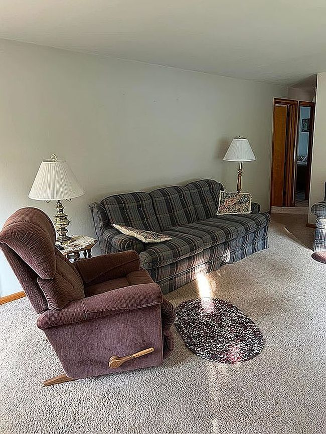 Image of 302 Grace Ave