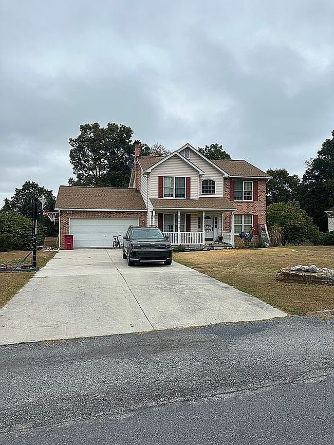 Photo of 5263 Forest Ave