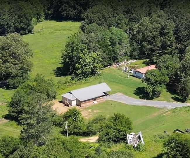 Additional photo 2 of property located at 152 Bertha Way