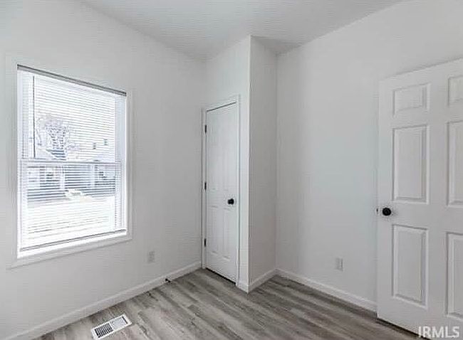 Photo of 1500 E Indiana St, Evansville, IN