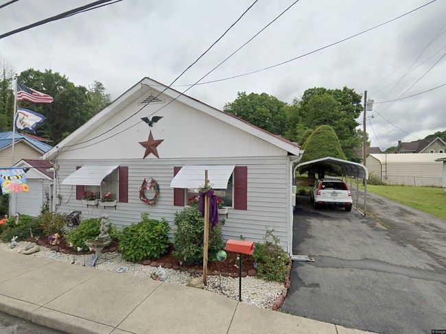 Image of 202 Riffe St