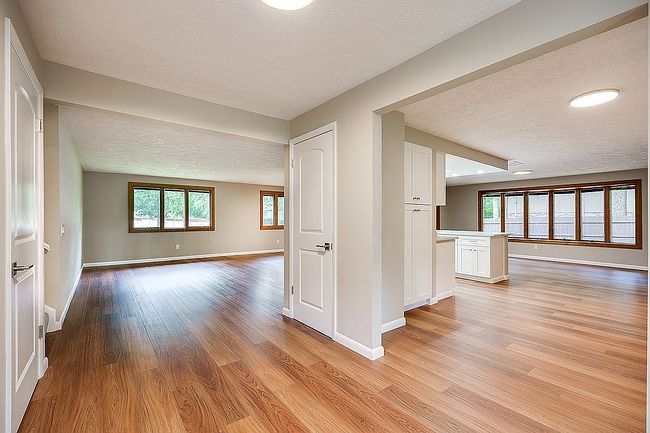 Photo of 1041 Ripplecreek Ct, Dayton, OH