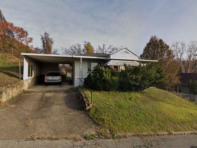 Photo of 332 Oney Ave