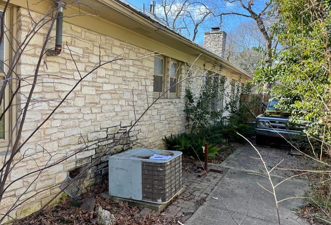 Image of 1605 S Austin Ave