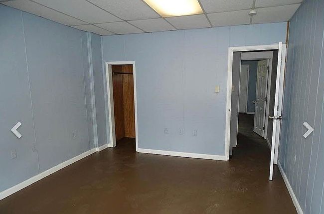 Image of 323 W Saylor St #323