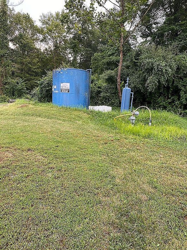 Photo of 280 Tuckers Trl, Harrisville, WV
