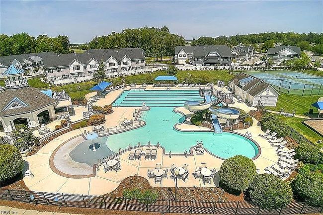 Photo of 212 Stowe Dr, Suffolk, VA