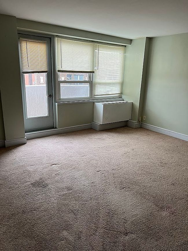 Image of 210 N 17th St Unit 905