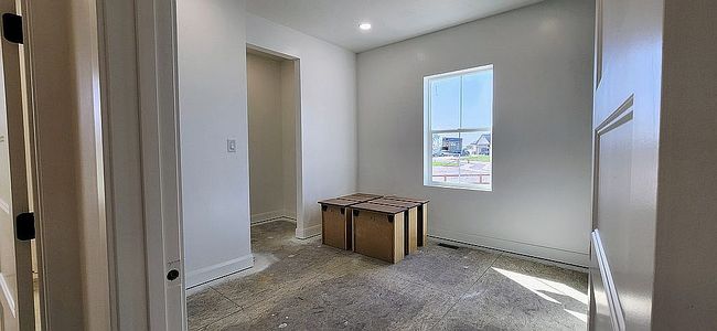 Photo of 81 W Hummingbird Ln, Erda, UT