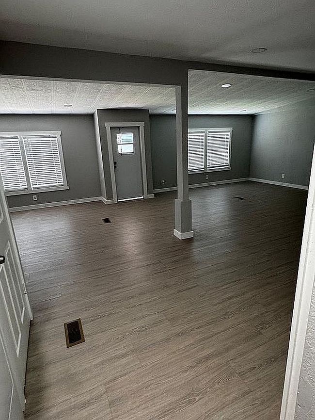 Photo of 9519 Sun Dial Dr, Tampa, FL