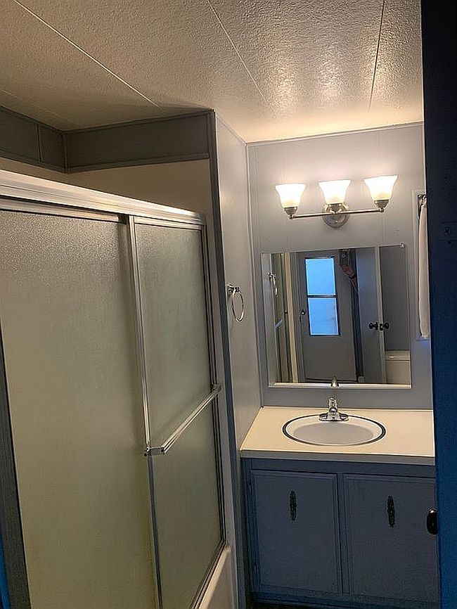 Image of 9152 C Ave Space 33
