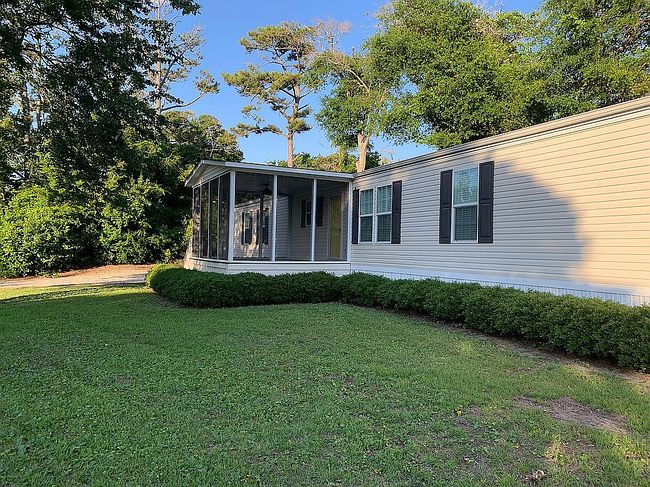 Photo of 8523 Dogwood Cir, Emerald Isle, NC