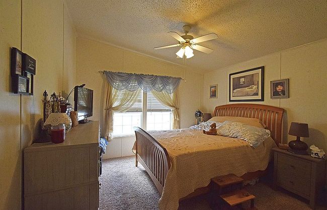 Image of 120 Farnsworth Dr