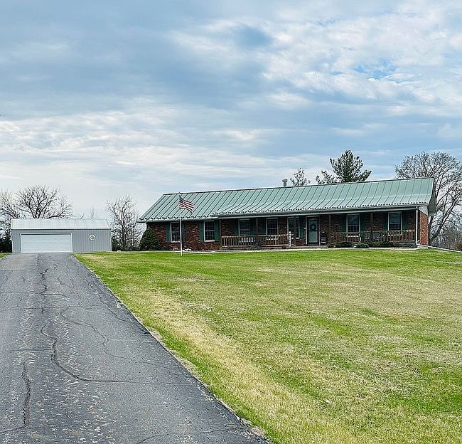 Image of 94 4th St