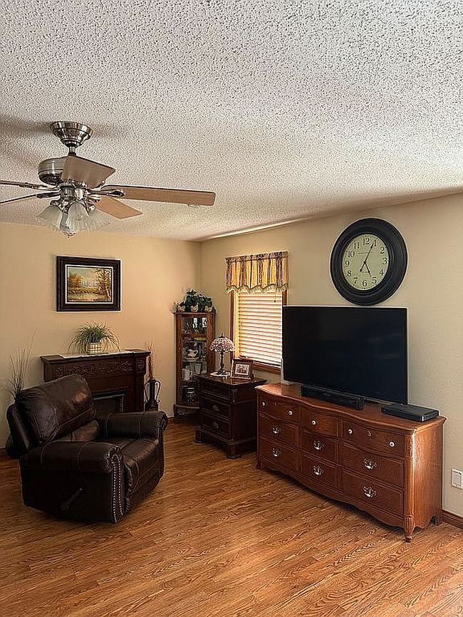 Photo of 5481 Edgewood Rd, Salem, IL