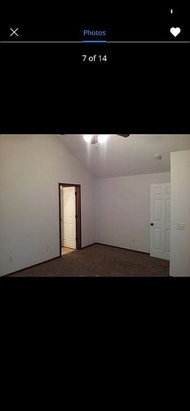 Photo of 406 W Cherokee Path, Clever, MO