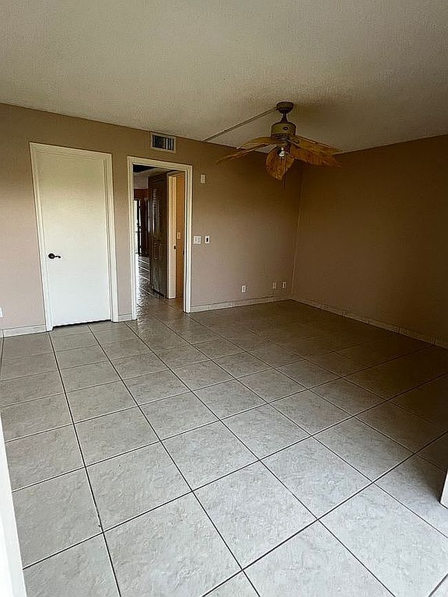 Photo of 13255 Sw 7th Ct Apt D115, Pembroke Pines, FL