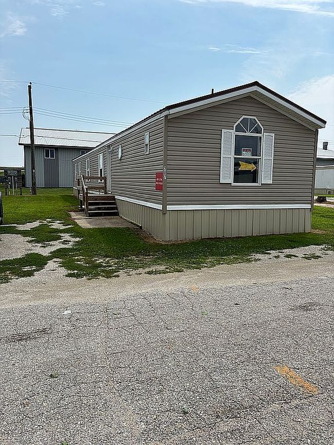 Preview of property located at 404 Wadena Rd Lot 207