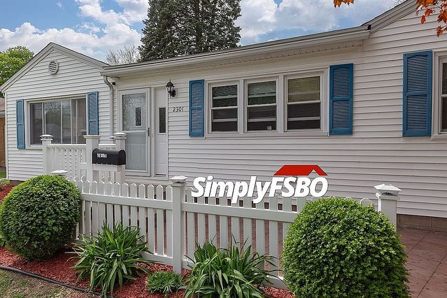 Additional photo 2 of property located at 2301 8th St