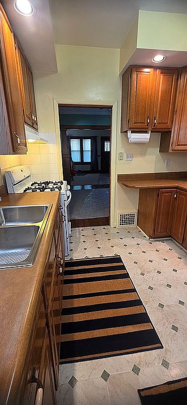 Photo of 809 W Eleanor Pl, Peoria, IL