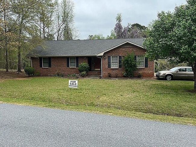 Photo of 204 Birchwood Dr, Union, SC