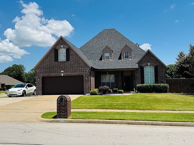 Photo of 103 S Butternut Ave, Broken Arrow, OK