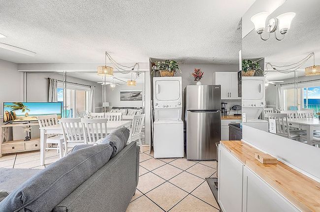 Image of 8743 Thomas Dr Unit 1212