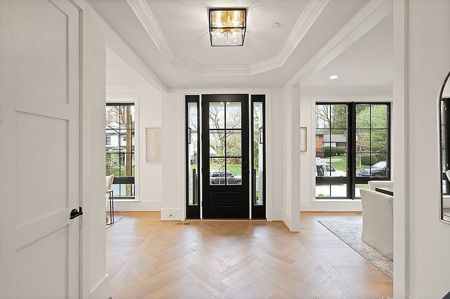Photo of 5804 Ridgefield Rd, Bethesda, MD