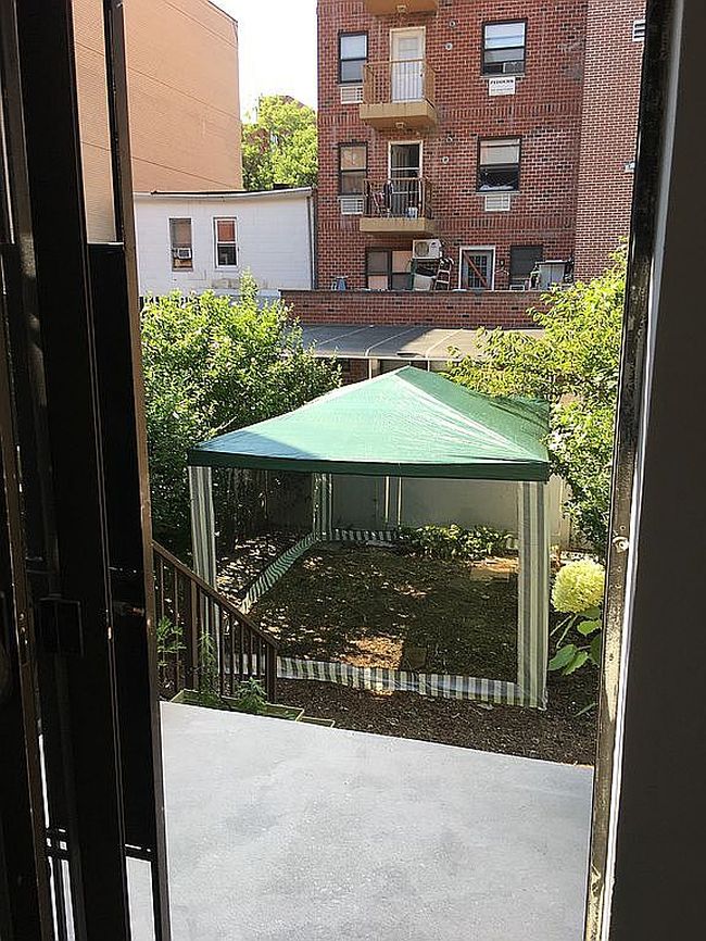 Photo of 13309 41st Rd, Flushing, NY