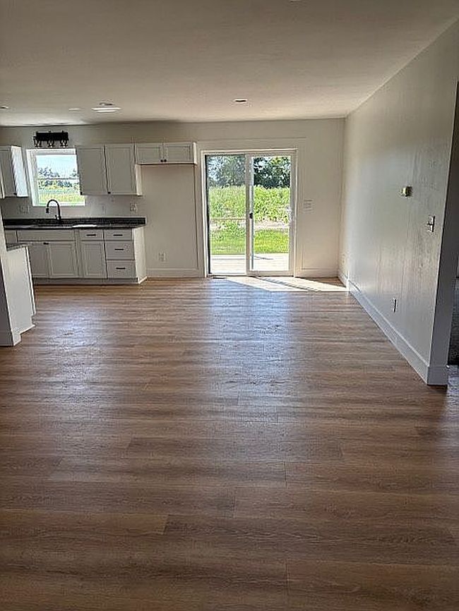 Photo of 10078 Sharp Rd, Swartz Creek, MI