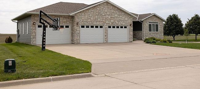 Image of 2506 Skyline Dr