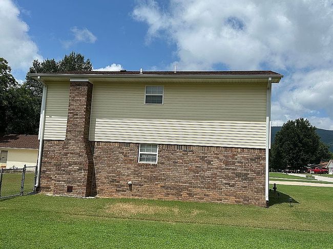 Additional photo 1 of property located at 105 Dogwood Ave