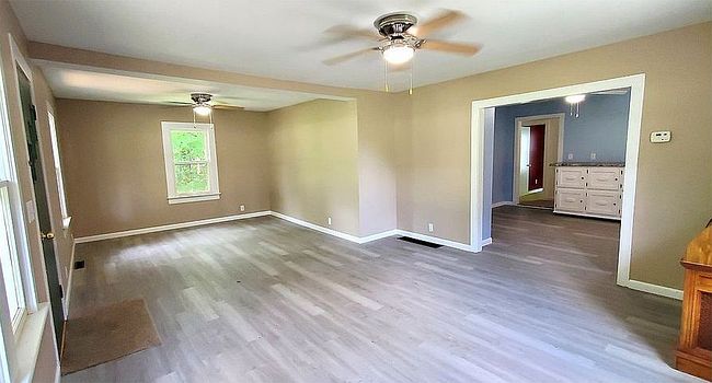 Photo of 1324 W State Road 62, Leavenworth, IN