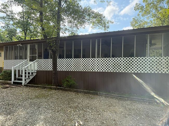 Photo of 38 Hickory Ln, Sugar Tree, TN