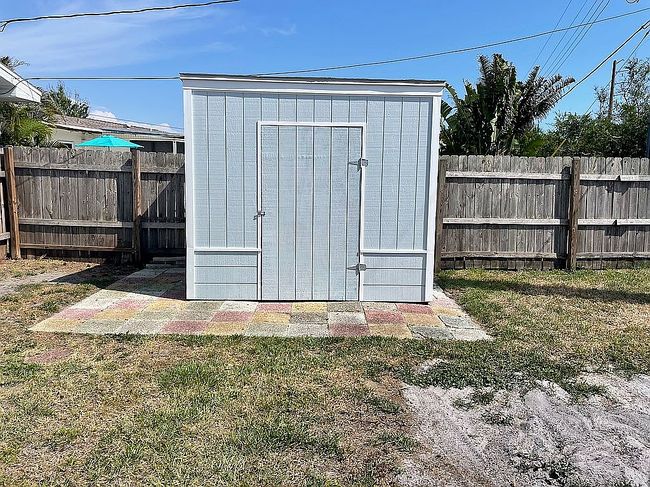 Image of 1756 Banyan Dr