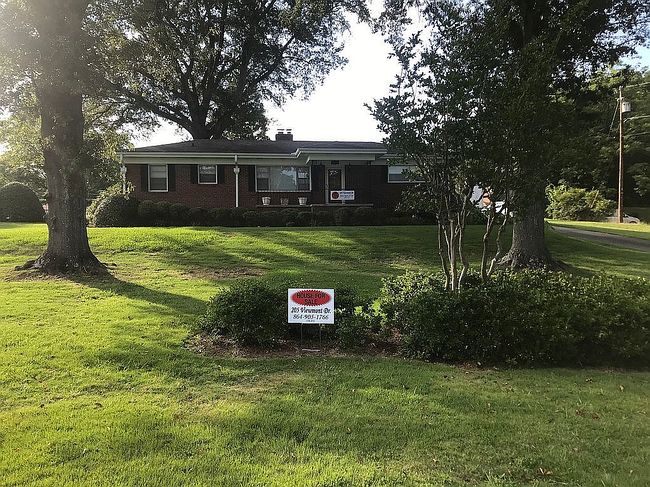 Photo of 205 Viewmont Dr, Greenville, SC