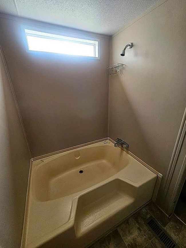 Photo of 84 E Meadow Ln Sw, Conyers, GA
