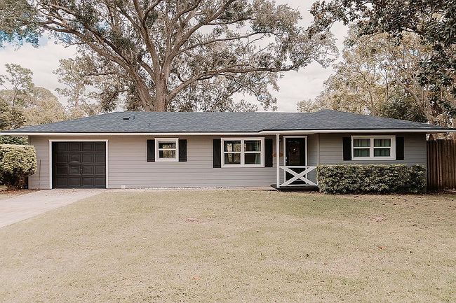 Photo of 37204 Turner Dr, Umatilla, FL
