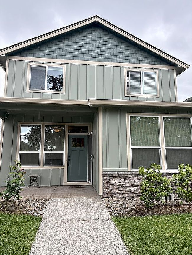 2752 D St Ne, Salem, OR