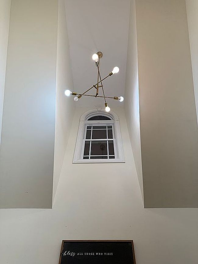 Image of 1367 Hidden Valley Dr