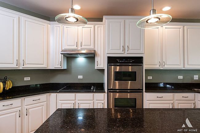 Photo of 1204 Spyglass Cir, Palos Heights, IL