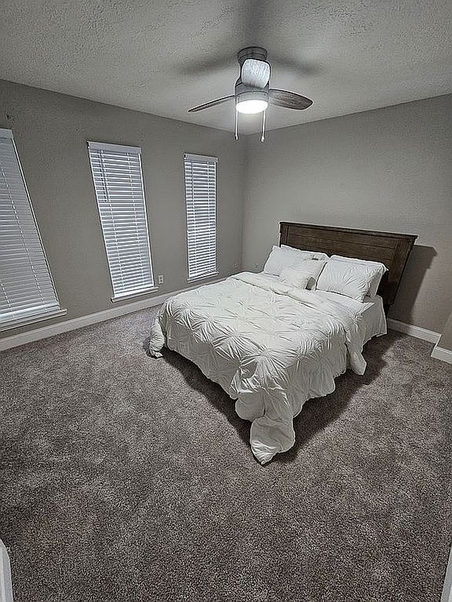 Photo of 13451 Castilian Dr #1, Houston, TX