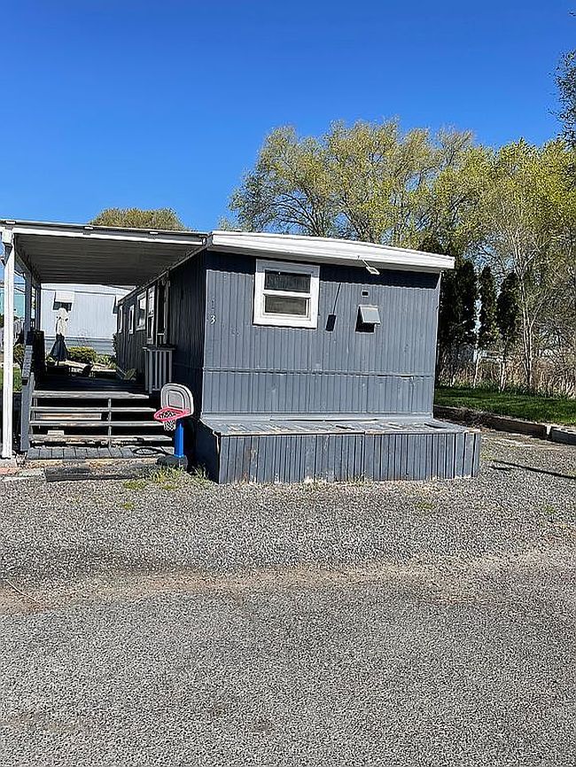 Photo of 301 E 7th Ave Unit 13, Moses Lake, WA