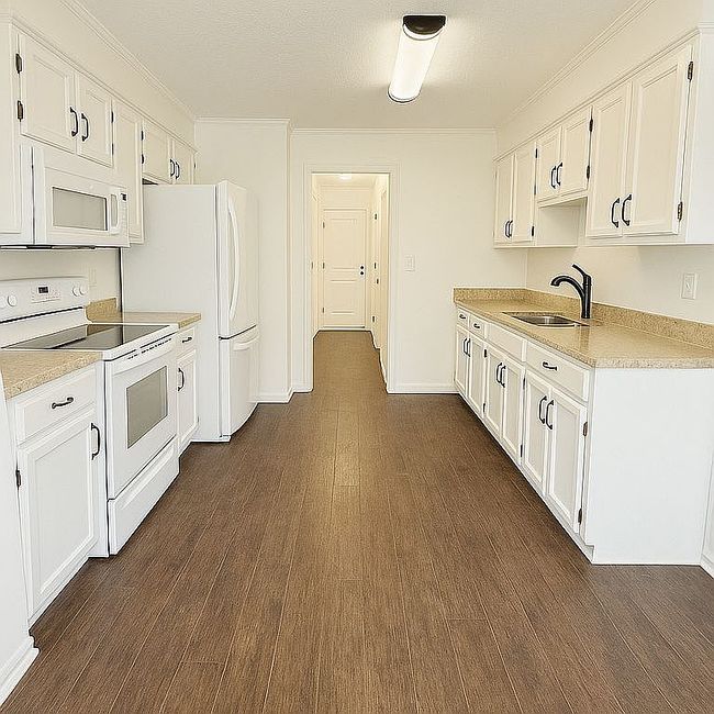Image of 2132 Montreat Dr