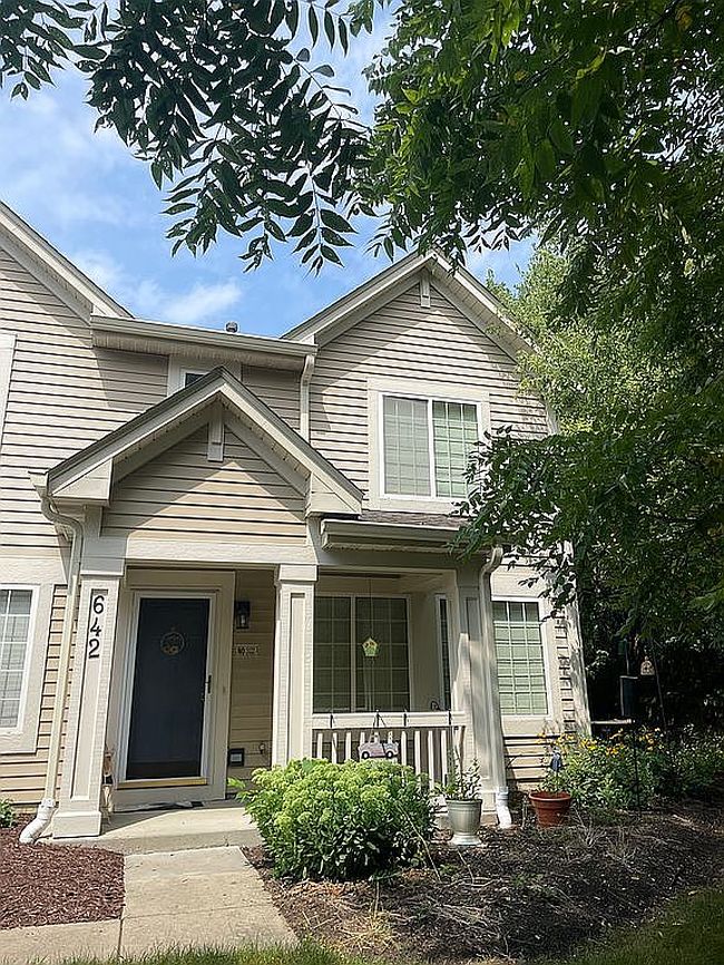 Photo of 642 Key Largo Dr, Fox Lake, IL