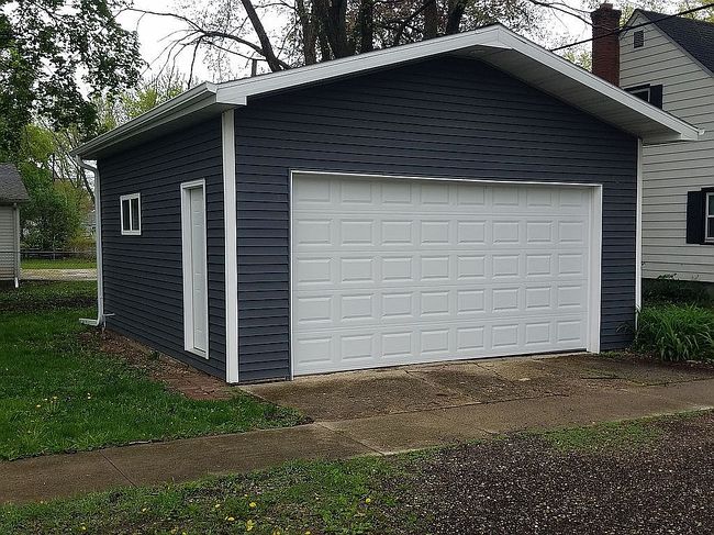 Photo of 711 S 3rd St, Oregon, IL