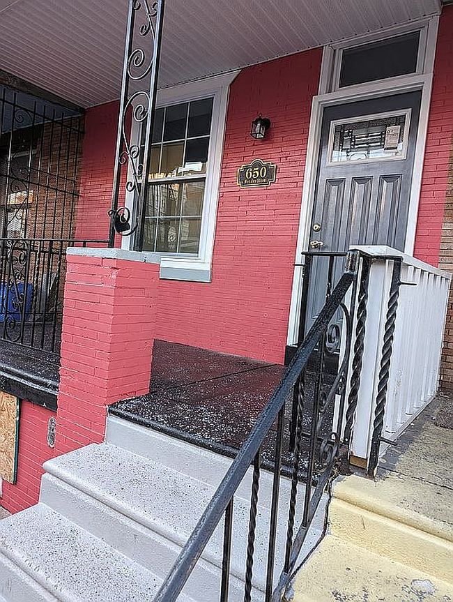 Image of 650 E Wensley St